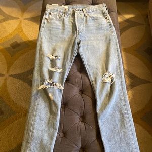 Vintage Levi’s Skinny 501 High-Waist Ripped Jeans